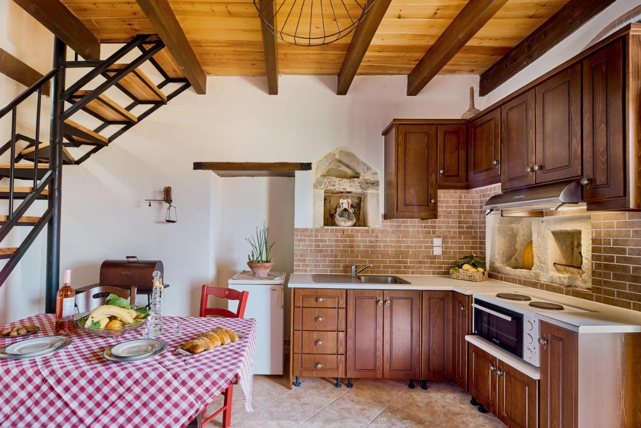 Vaggelis Little Stone House Villa Maredhiana Luaran gambar